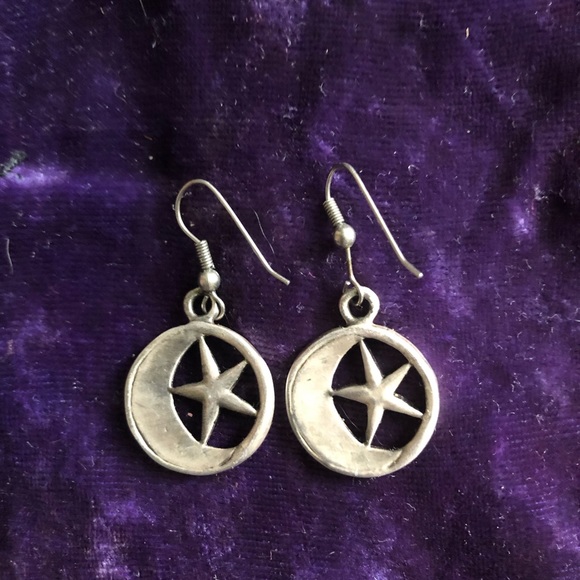 ⭐️ whimsigoth 1980s moon star earrings🌙 - Picture 4 of 4